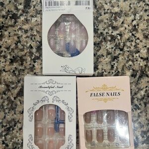 3 Sets of press on nail